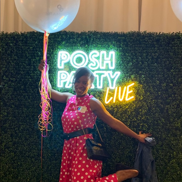 ๐Hey Iโm Keni๐ LIKE THIS TO BOOKMARK MY CLOSET! - Picture 4 of 8